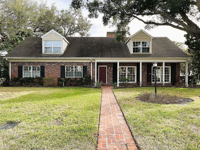 Additional photo 1 of property located at 4808 W Longfellow Ave