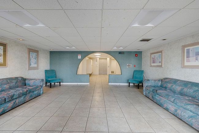 Photo of 7211 Cozycroft Ave Unit 19, Winnetka, CA