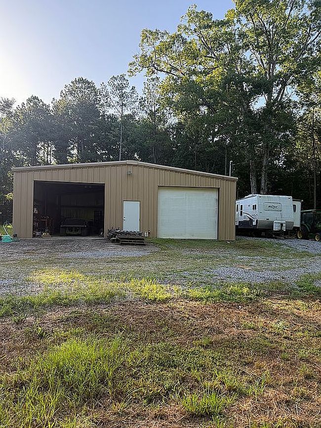 Photo of 988 Rolling Oaks Dr, Grenada, MS