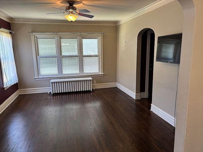 Image of 5811 N Manton Ave