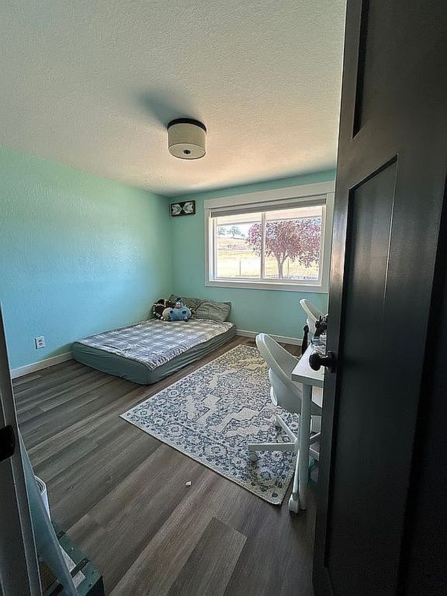 Additional photo 1 of property located at 1160 Valley View Rd