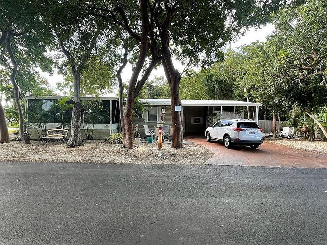 Photo of 900 S Emerald Dr, Key Largo, FL