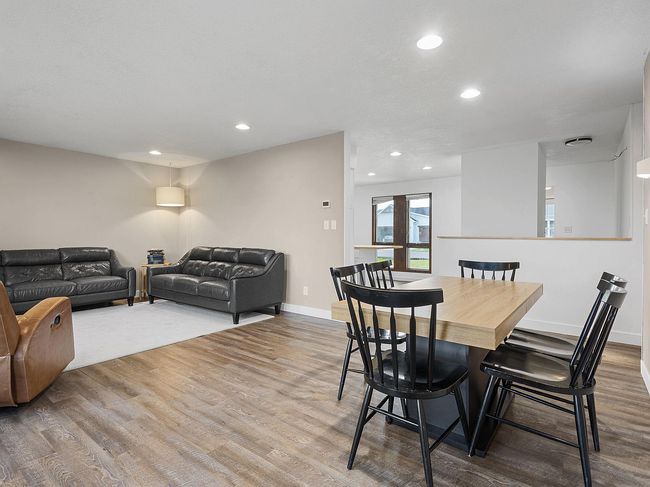 Photo of 725 Twilight Ave, Lake Norden, SD