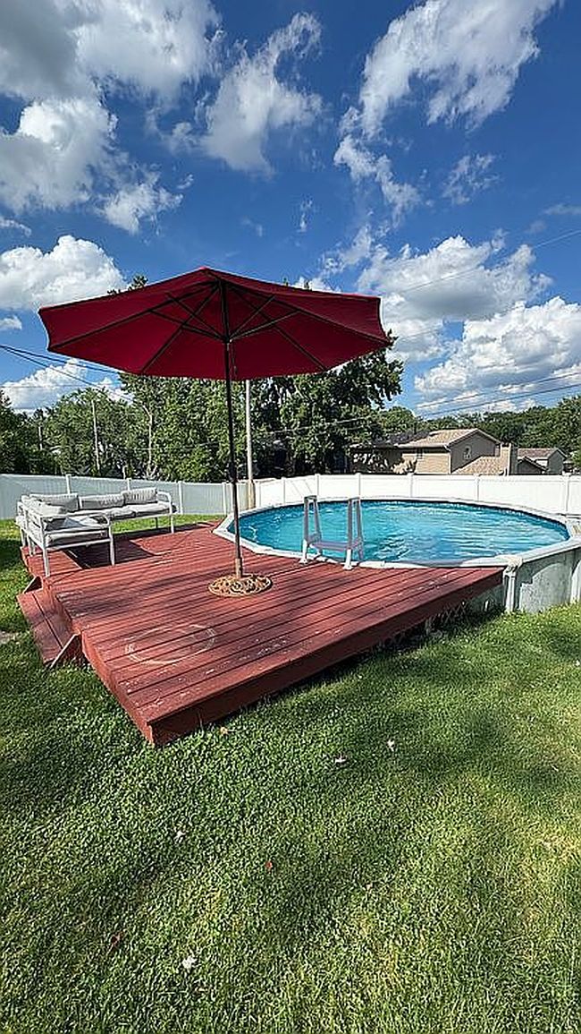 Photo of 3805 Forest Rd, Davenport, IA