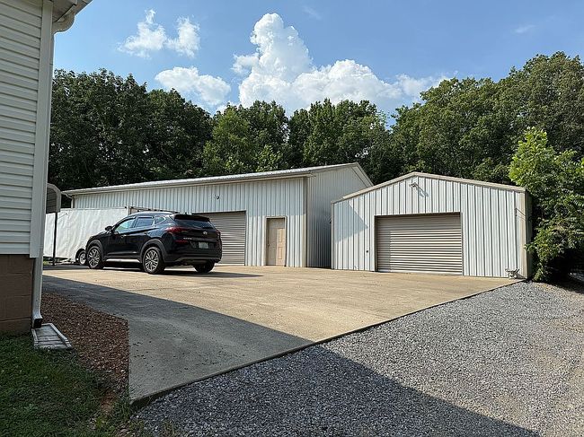 Photo of 328 Crisp Rd, Cadiz, KY