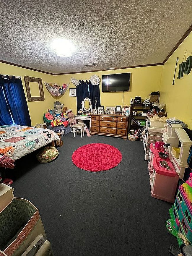 Image of 304 N Bradley St #35
