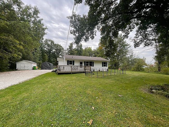 16745 Peters Rd, Middlefield, OH