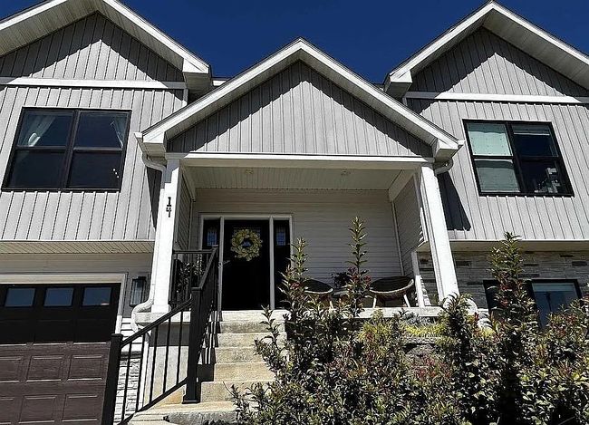 Image of 14 Green Oak Ct