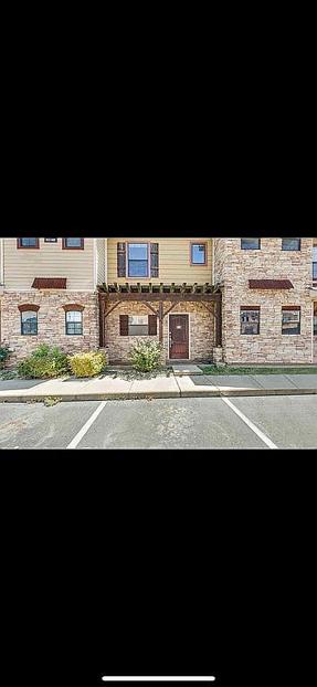 Preview of property located at 2410 S 2nd St Apt 518