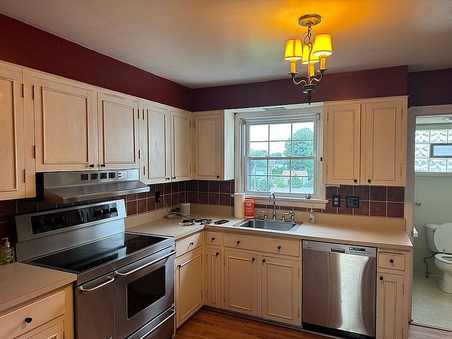 Photo of 72 8th St, Uniontown, PA