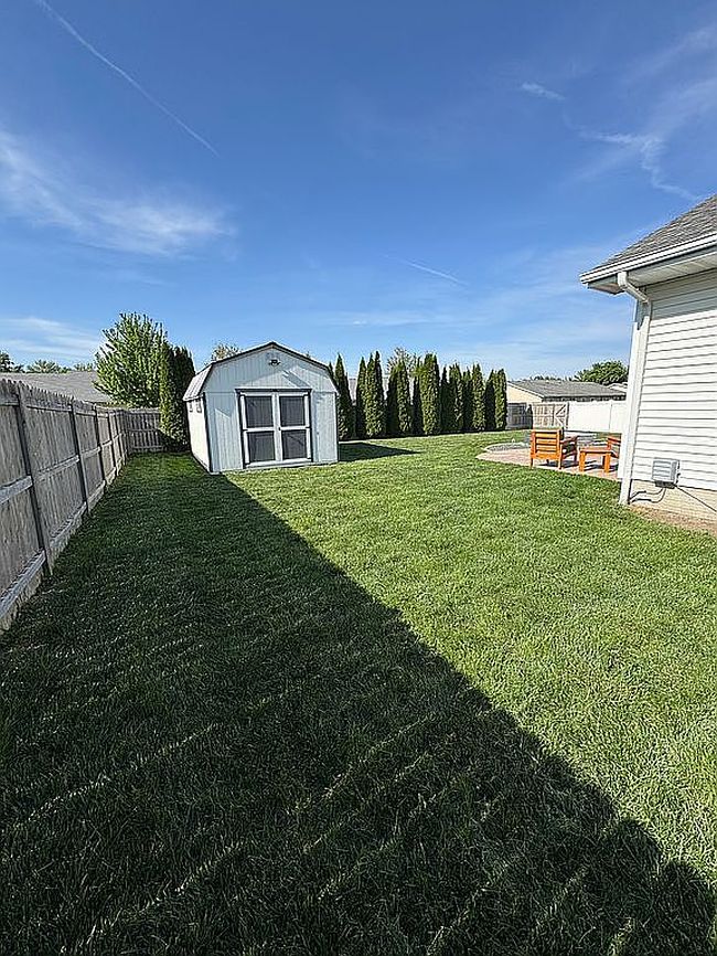 Image of 203 W Ashtyn Ln