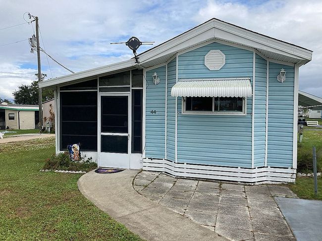 Preview of property located at 44 Betty Dr