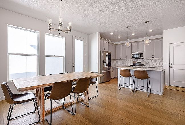 Additional photo 3 of property located at 9757 N Caldwell Pl