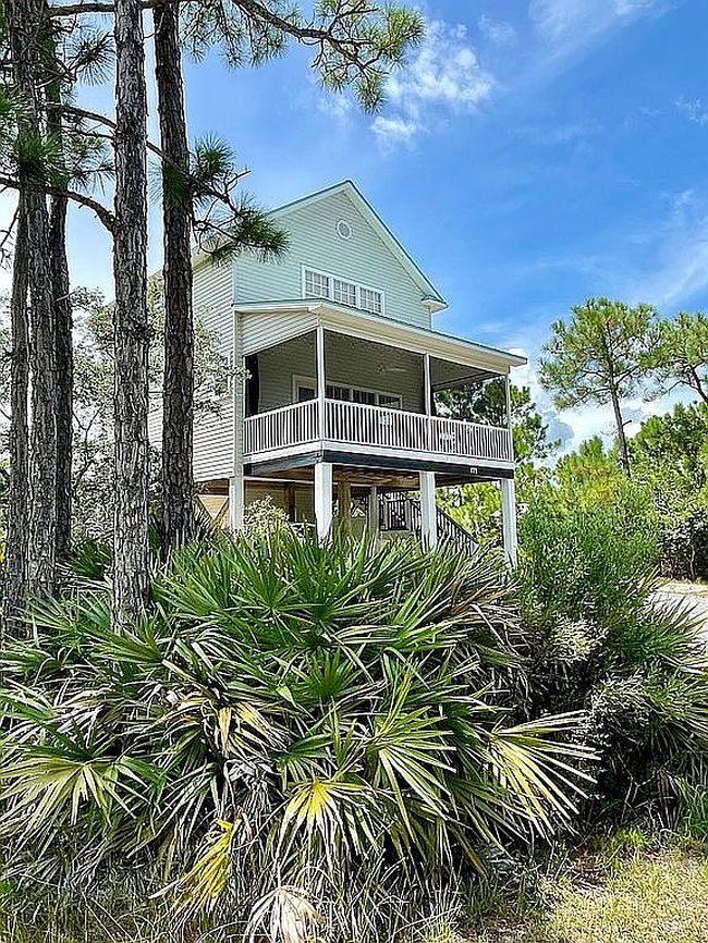 Image of 771 Surfside Dr
