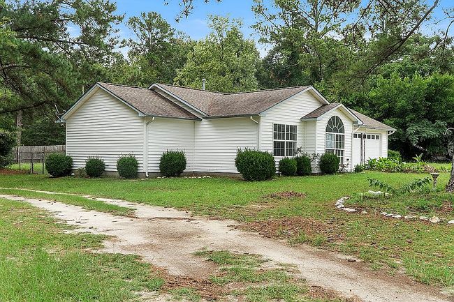 Photo of 208 Smyrna Rd, Elgin, SC