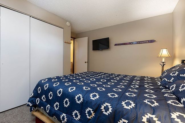 Additional photo 2 of property located at 24 Ski Pole Ct