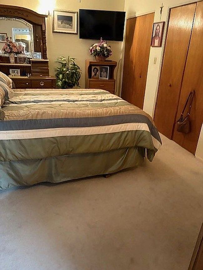 Additional photo 3 of property located at 222 E 20th St