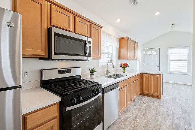 Photo of 1680 Main St #7