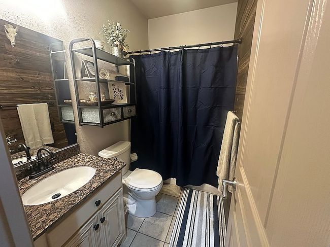 Image of 4633 Fm 744