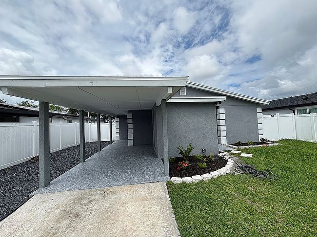 Additional photo 3 of property located at 6812 N Coolidge Ave