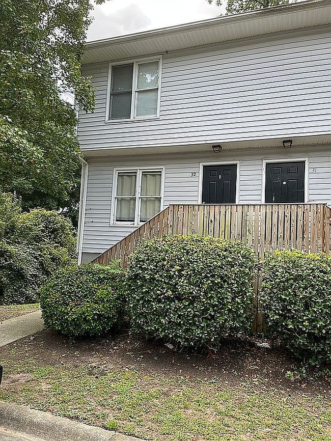 Photo of 209 Beech St Apt 32