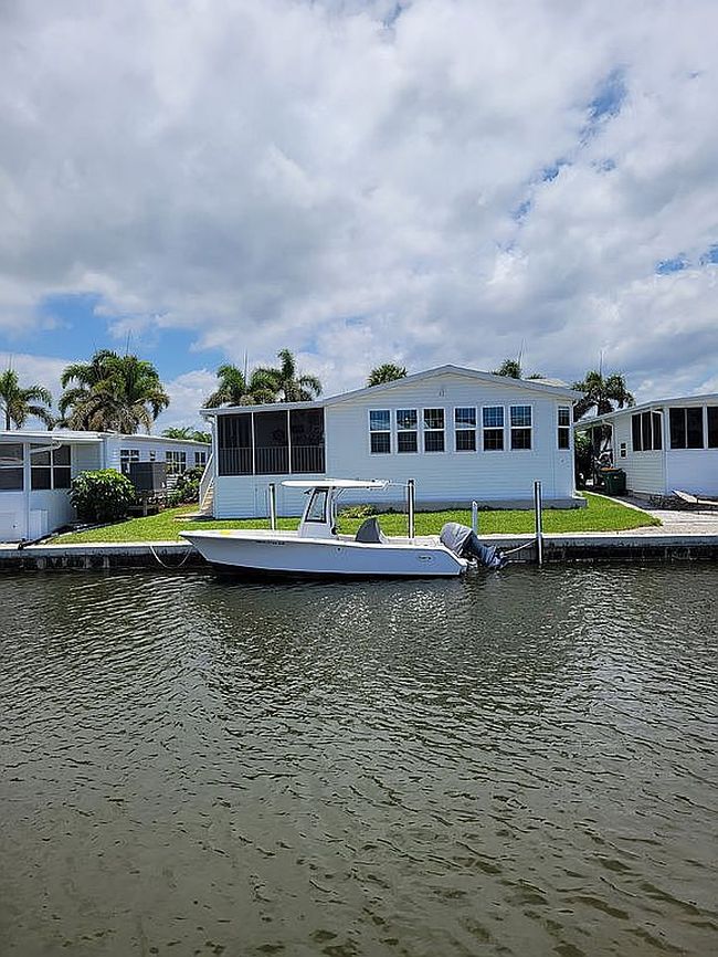 Photo of 314 Pier E, Naples, FL