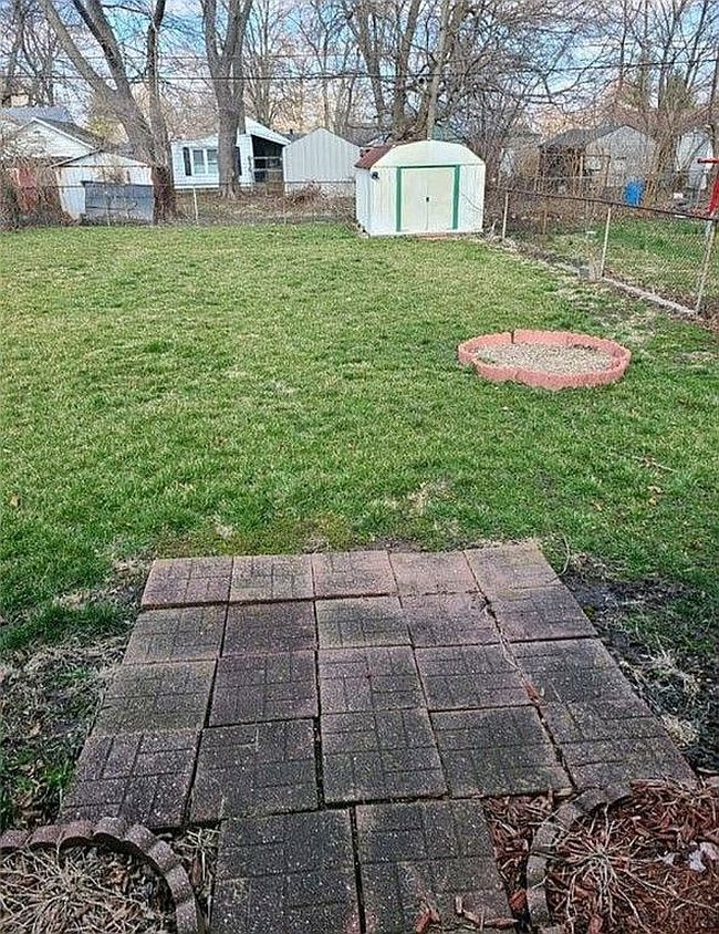 Image of 1668 W Center St