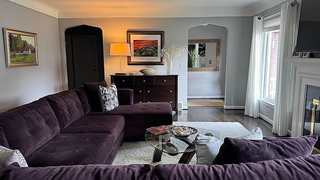 Photo of 862 N Brys Dr, Grosse Pointe Woods, MI