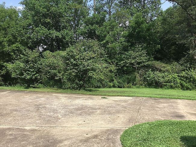 Preview of property located at 827 Saint Paul Church Rd