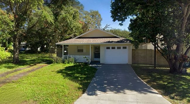 Image of 613 13th Ave W
