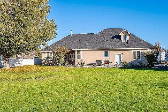 Image of 586 Young Rd Ne