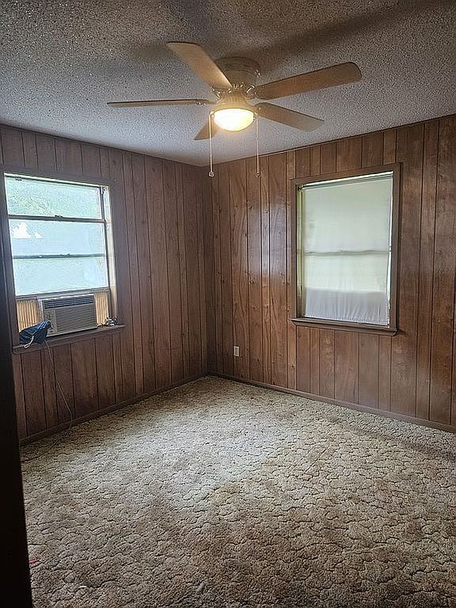 Image of 209 Nw E St