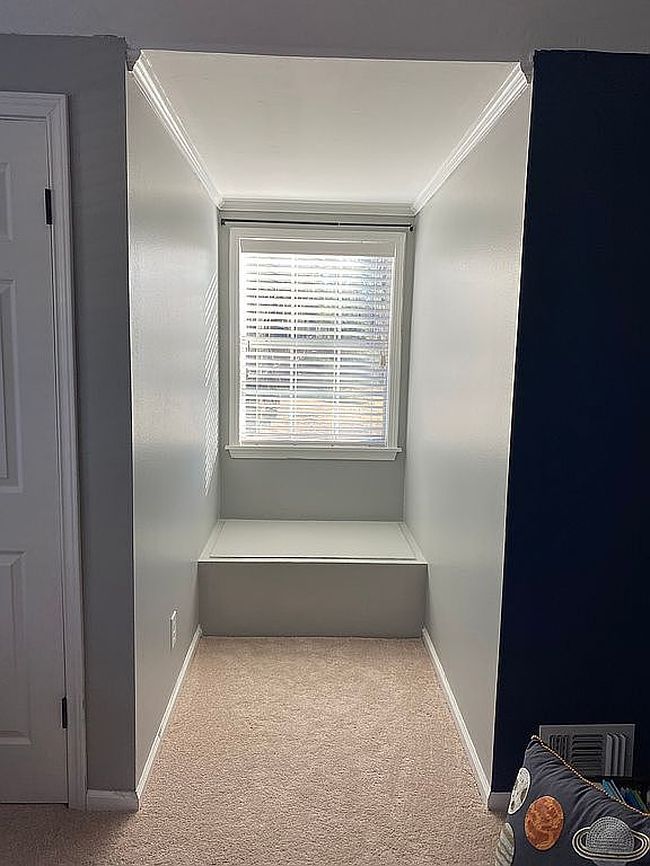 Image of 1130 Woodside Dr