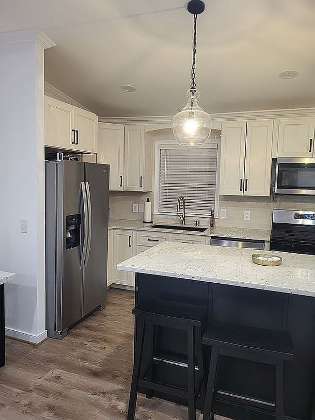 Photo of 1640 Outpost Rd #15, Lanexa, VA