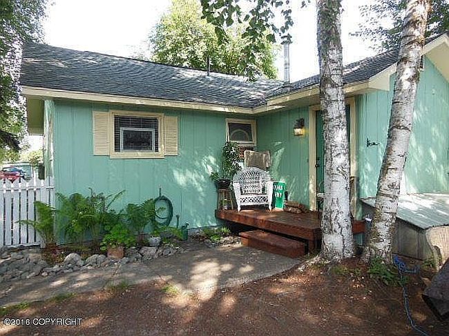 Additional photo 1 of property located at 433 N Bliss St