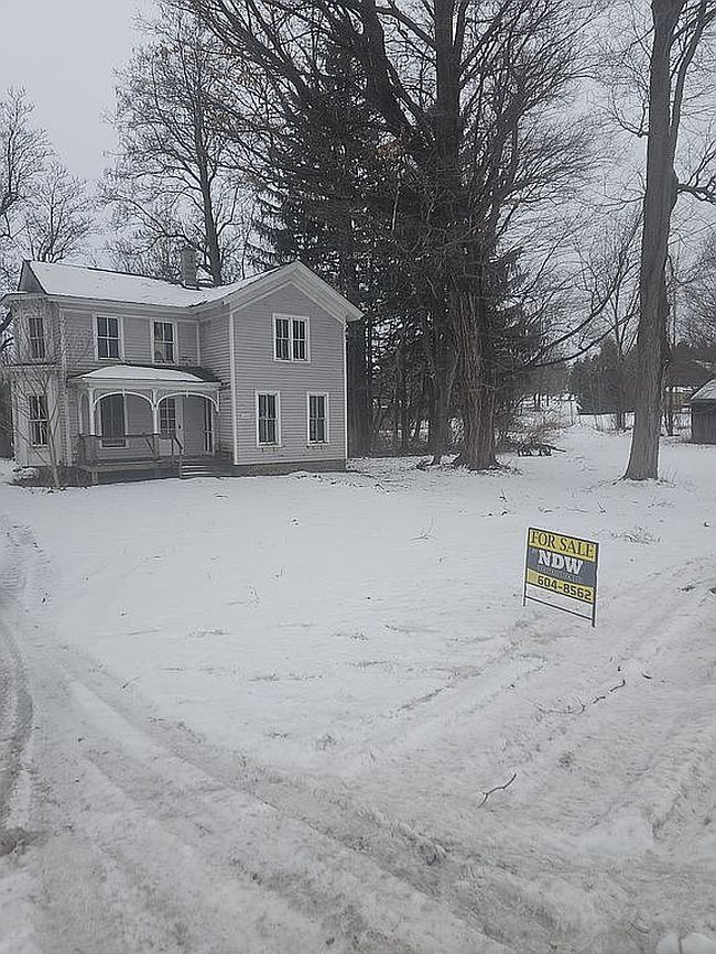 Image of 1268 Lewiston Rd