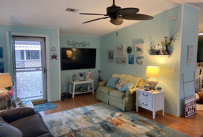 Image of 405 Macadamia Dr
