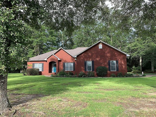 Photo of 1421 Gainer Rd, Chipley, FL
