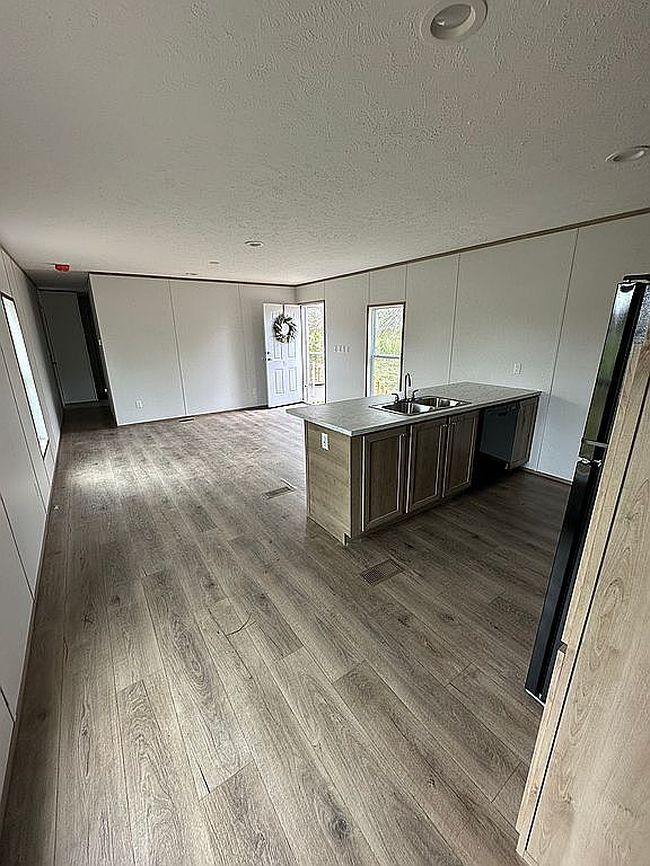 Photo of 10539 Joe Brown Hwy, Hallsboro, NC