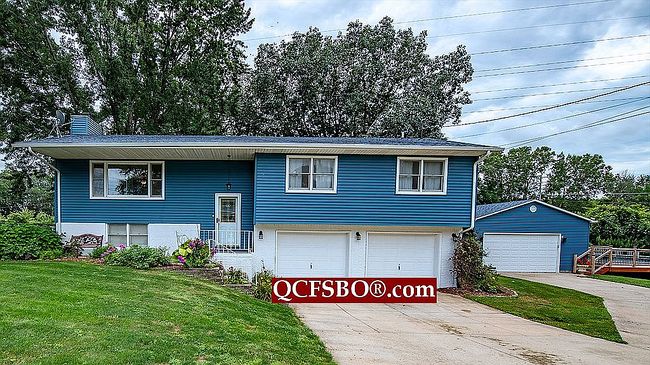 Photo of 139 Wisteria Ln, Riverdale, IA