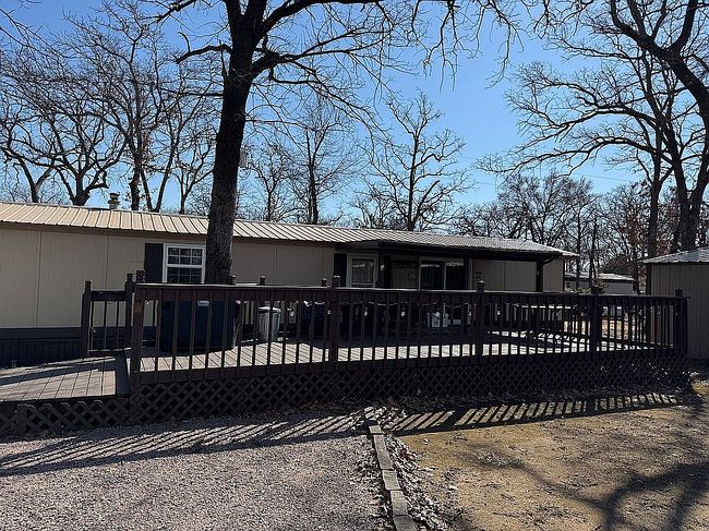 Image of 8960 Rose Ln