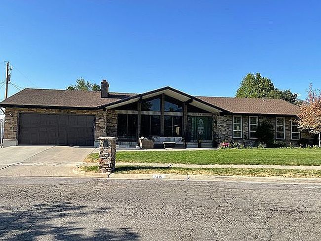 Photo of 2415 E Arnett Dr, Salt Lake City, UT