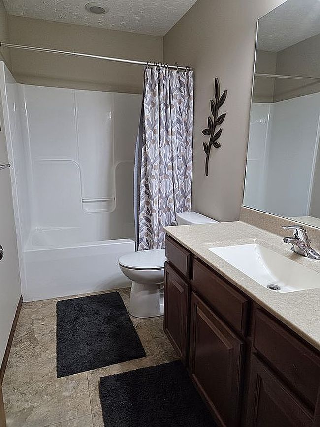 Photo of 4240 Switchgrass Cir, Grand Island, NE