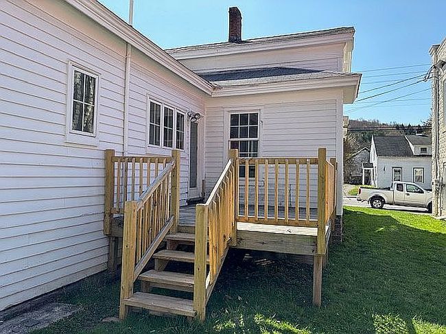 Image of 155 Main St