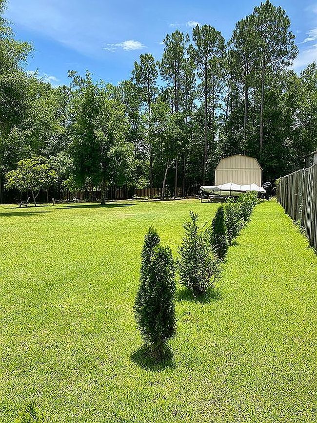 Photo of 3045 Wallace Lake Rd, Pace, FL