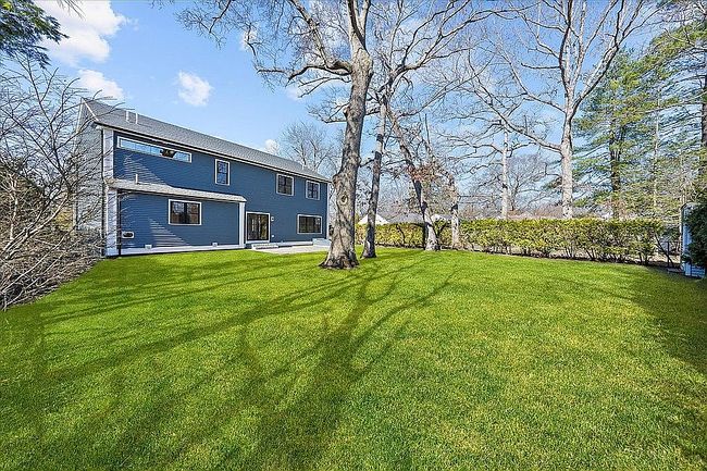 Photo of 17 Harwood Rd, Natick, MA