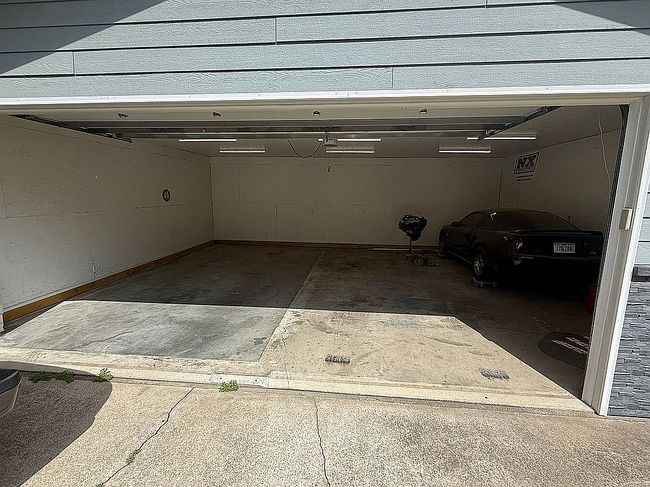 Photo of 410 N B St, Oskaloosa, IA