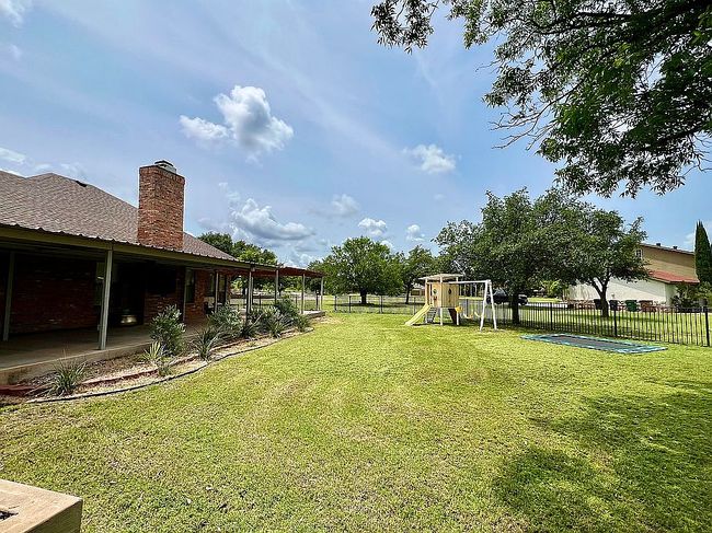 Additional photo 2 of property located at 5820 Pecan Valley Ln