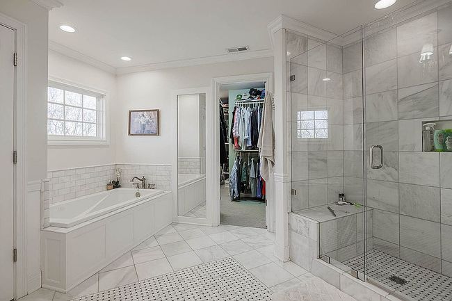 Additional photo 3 of property located at 2825 Timberline Dr