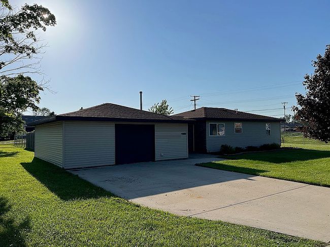 Photo of 545 S 5th St, Harbor Beach, MI